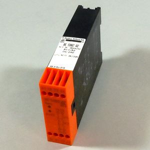0044292 DOLD BE5982.02 SAFETY RELAY