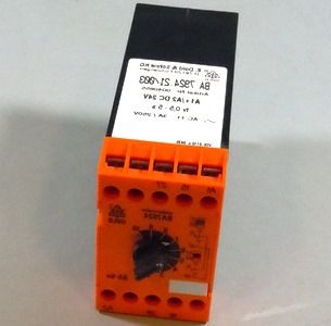 0040655 DOLD BA7924 SAFETY RELAY